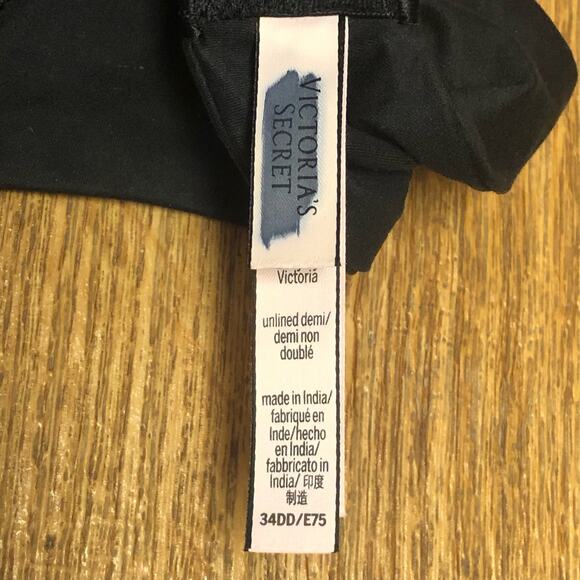 NWOT Body by Victoria Victoria’s Secret Black Lace Unlined Lace Demi Bra 34DD - Picture 14 of 14